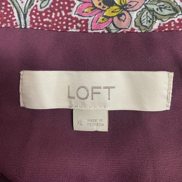 Loft Short Sleeve Lined Floral Burgundy Women's Top XL - Picture 3 of 4